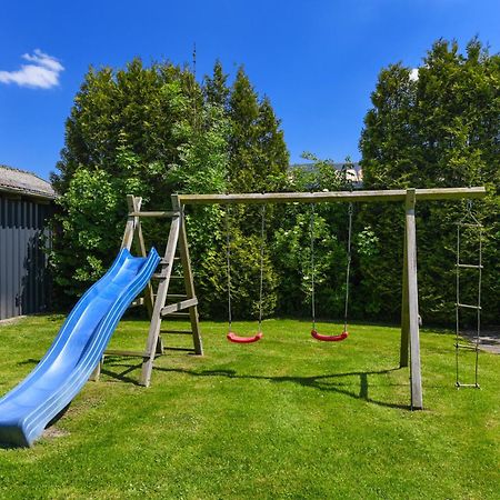 Ferienwohnungen Auf Dem Ferienhof Klein Husums Werdum Buitenkant foto
